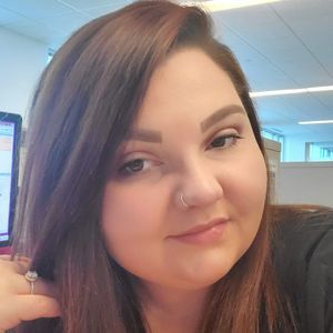 Meet your Posher, Elizabeth faye